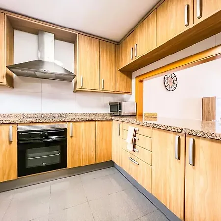 Apartment Fantastic Ocean View Apt, Ac! Parking! Terrace! Pa86 *